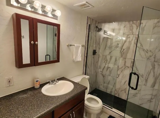 Lux Apartment Scottsdale